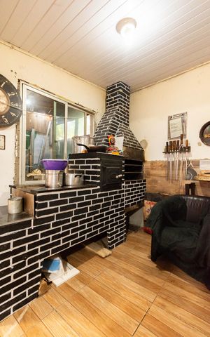 Casa à venda com 110m², 4 quartos e 1 vaga