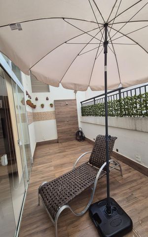 Apartamento à venda com 87m², 1 quarto e 2 vagas Apartamento à venda com 87m², 1 quarto e 2 vagasVaranda