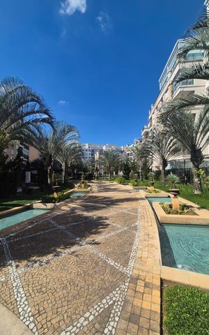 Apartamento à venda com 87m², 1 quarto e 2 vagas Apartamento à venda com 87m², 1 quarto e 2 vagasÁrea externa