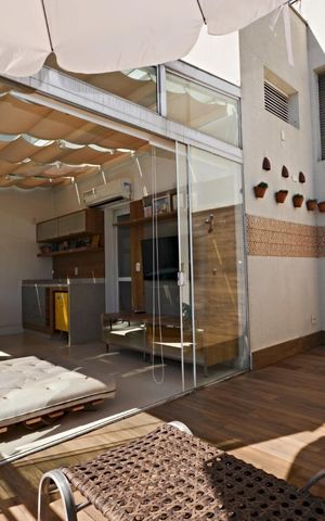 Apartamento à venda com 87m², 1 quarto e 2 vagas Apartamento à venda com 87m², 1 quarto e 2 vagasVaranda