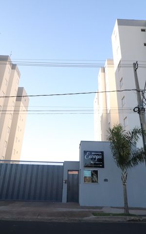 Apartamento para alugar com 50m², 2 quartos e 1 vagaFachada e portaria