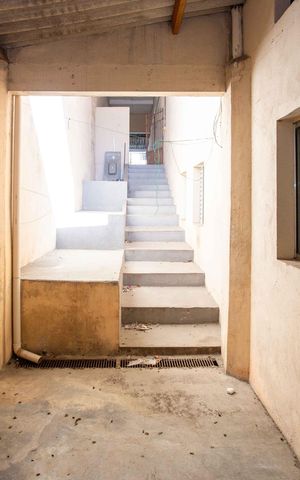 Casa à venda com 147m², 3 quartos e 2 vagasÁrea de serviço