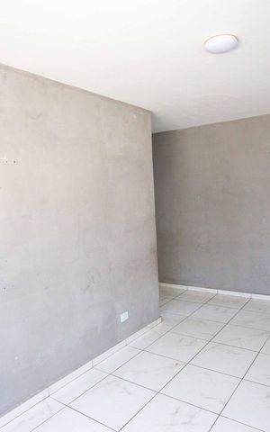 Casa à venda com 147m², 3 quartos e 2 vagasCasa 2 - Sala 