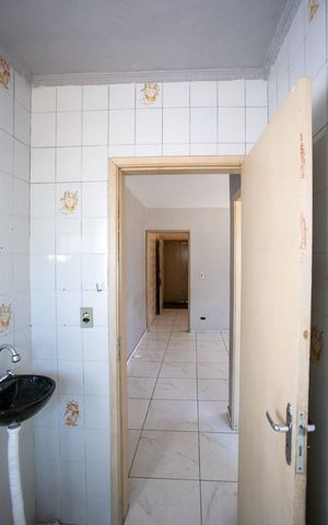 Casa à venda com 147m², 3 quartos e 2 vagasCasa 2 - Banheiro social