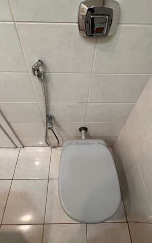 Apartamento à venda com 208m², 4 quartos e 2 vagas Apartamento à venda com 208m², 4 quartos e 2 vagasBanheiro (Social e Suíte)