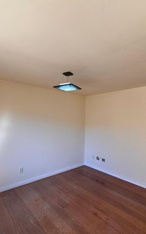 Apartamento à venda com 208m², 4 quartos e 2 vagas Apartamento à venda com 208m², 4 quartos e 2 vagasSala