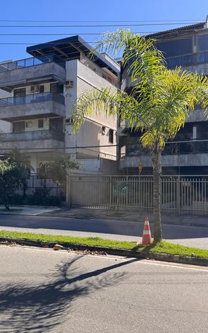 Apartamento à venda com 208m², 4 quartos e 2 vagas Apartamento à venda com 208m², 4 quartos e 2 vagasFachada