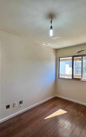 Apartamento à venda com 208m², 4 quartos e 2 vagas Apartamento à venda com 208m², 4 quartos e 2 vagasSuíte 2 (Canadense)