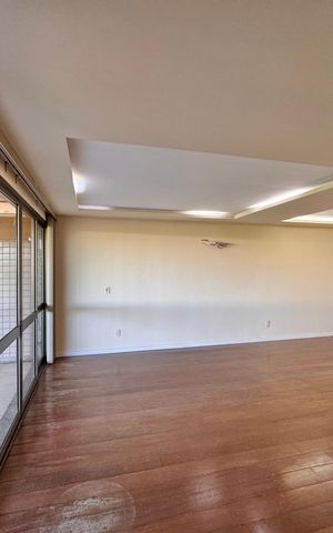 Apartamento à venda com 208m², 4 quartos e 2 vagas Apartamento à venda com 208m², 4 quartos e 2 vagasSala
