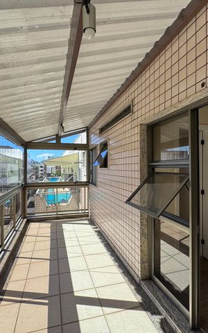 Apartamento à venda com 208m², 4 quartos e 2 vagas Apartamento à venda com 208m², 4 quartos e 2 vagasSuíte 1 - Varanda