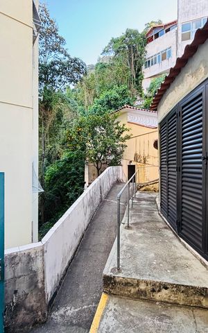 Apartamento à venda com 203m², 3 quartos e sem vaga