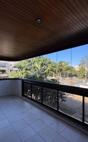Apartamento para alugar com 115m², 2 quartos e 2 vagas Apartamento para alugar com 115m², 2 quartos e 2 vagasVaranda