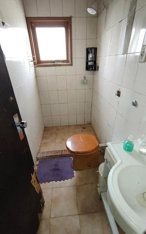 Casa para alugar com 460m², 5 quartos e 2 vagas Casa para alugar com 460m², 5 quartos e 2 vagasBanheiro