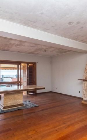 Casa para alugar com 460m², 5 quartos e 2 vagas Casa para alugar com 460m², 5 quartos e 2 vagasSala