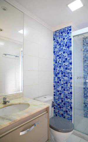 Apartamento à venda com 63m², 2 quartos e 1 vaga Apartamento à venda com 63m², 2 quartos e 1 vagaBanheiro Social