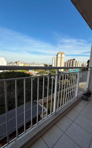 Apartamento à venda com 56m², 2 quartos e 1 vaga Apartamento à venda com 56m², 2 quartos e 1 vagaVaranda