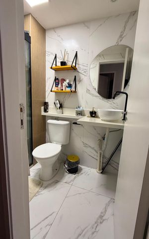 Apartamento à venda com 56m², 2 quartos e 1 vaga Apartamento à venda com 56m², 2 quartos e 1 vagaBanheiro