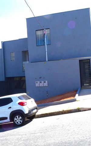Casa à venda com 100m², 3 quartos e 2 vagasFachada