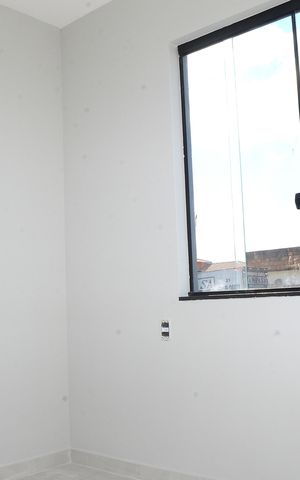 Casa à venda com 100m², 3 quartos e 2 vagasSuíte 1