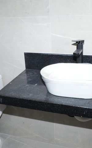 Casa à venda com 100m², 3 quartos e 2 vagasBanheiro da Suíte 3