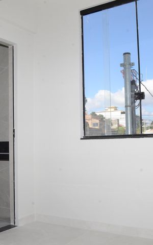 Casa à venda com 100m², 3 quartos e 2 vagasSuíte 2