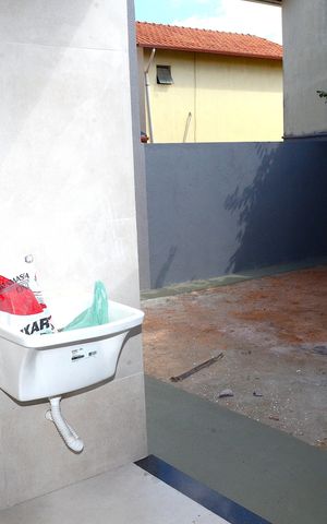 Casa à venda com 100m², 3 quartos e 2 vagasÁrea de Serviço