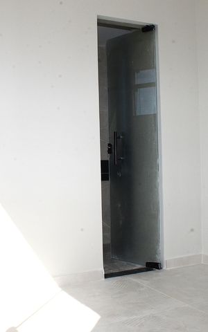 Casa à venda com 100m², 3 quartos e 2 vagasSuíte 1