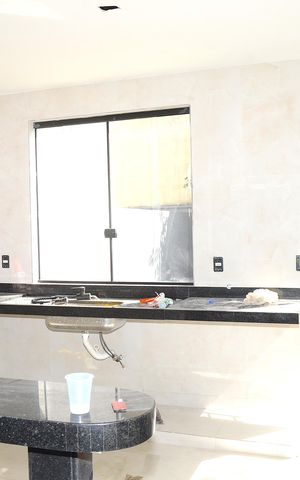Casa à venda com 100m², 3 quartos e 2 vagasCozinha