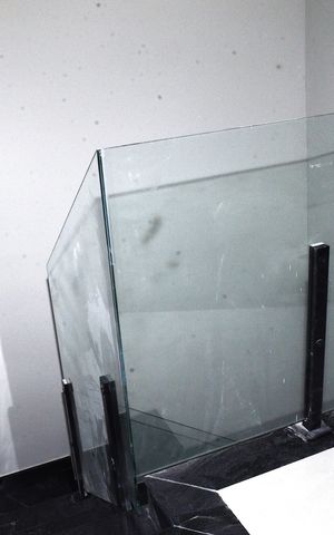 Casa à venda com 100m², 3 quartos e 2 vagasEscada