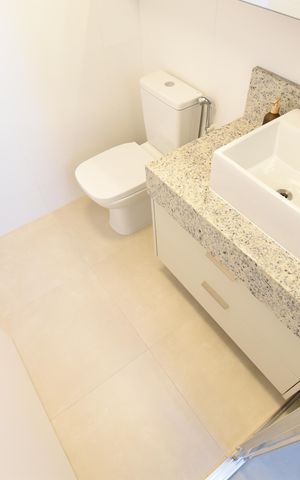 Apartamento à venda com 164m², 4 quartos e 2 vagasBanheiro da Suíte 2