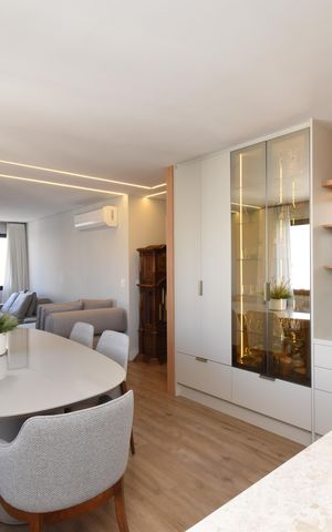 Apartamento à venda com 164m², 4 quartos e 2 vagasSala