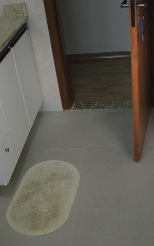 Casa à venda com 223m², 3 quartos e 3 vagasBanheiro 2