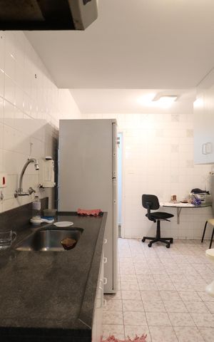 Apartamento à venda com 70m², 1 quarto e 1 vagaCozinha e Área de Serviço