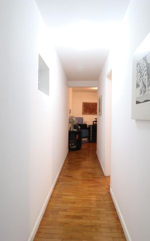 Apartamento à venda com 70m², 1 quarto e 1 vagaCorredor