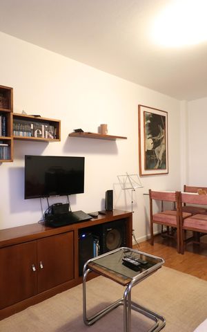 Apartamento à venda com 70m², 1 quarto e 1 vagaSala