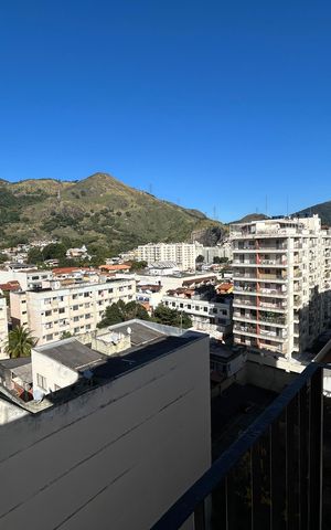 Apartamento à venda com 65m², 2 quartos e 1 vagaVaranda da sala