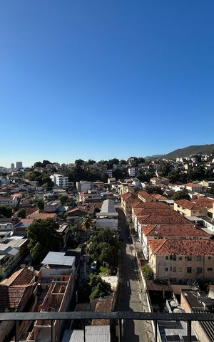 Apartamento à venda com 65m², 2 quartos e 1 vagaVista