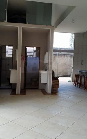 Casa à venda com 500m², 3 quartos e 15 vagas