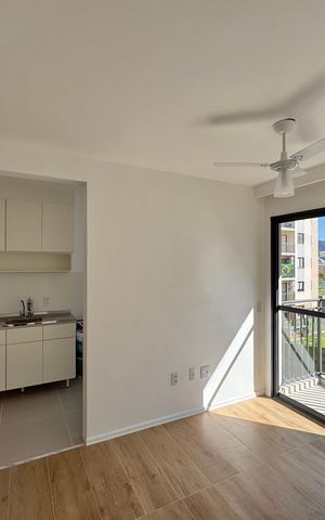Apartamento à venda com 50m², 2 quartos e 1 vaga Apartamento à venda com 50m², 2 quartos e 1 vagaSala