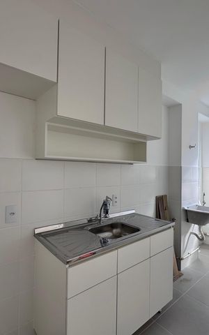 Apartamento à venda com 50m², 2 quartos e 1 vaga Apartamento à venda com 50m², 2 quartos e 1 vagaCozinha e Área de Serviço