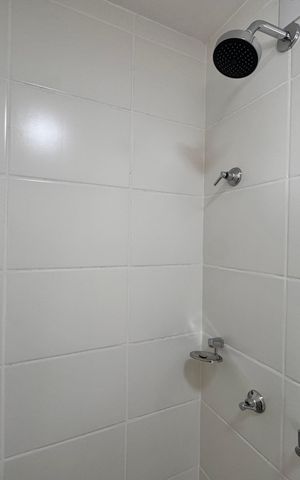 Apartamento à venda com 50m², 2 quartos e 1 vaga Apartamento à venda com 50m², 2 quartos e 1 vagaBanheiro Social
