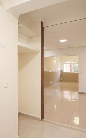 Casa para alugar com 115m², 2 quartos e 1 vaga Casa para alugar com 115m², 2 quartos e 1 vagaCozinha