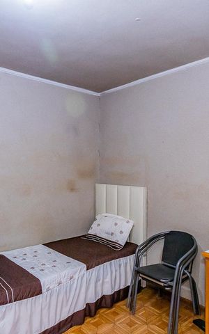 Casa à venda com 180m², 3 quartos e 2 vagas Casa à venda com 180m², 3 quartos e 2 vagasQuarto 2