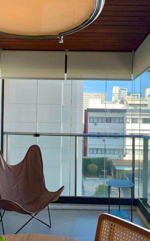 Apartamento à venda com 70m², 1 quarto e 2 vagas Apartamento à venda com 70m², 1 quarto e 2 vagasVaranda