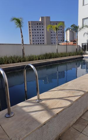Apartamento à venda com 35m², 2 quartos e sem vagaÁrea comum - Piscina