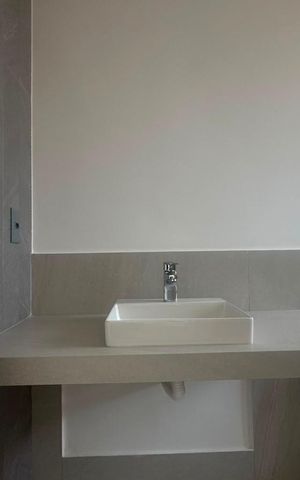 Apartamento à venda com 208m², 4 quartos e 3 vagasBanheiro 