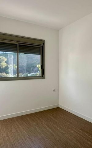 Apartamento para alugar com 208m², 4 quartos e 3 vagas Apartamento para alugar com 208m², 4 quartos e 3 vagasQuarto