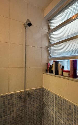 Apartamento para alugar com 57m², 2 quartos e sem vagaBanheiro social