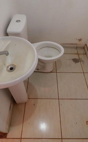 Casa para alugar com 150m², 2 quartos e 2 vagasBanheiro 
