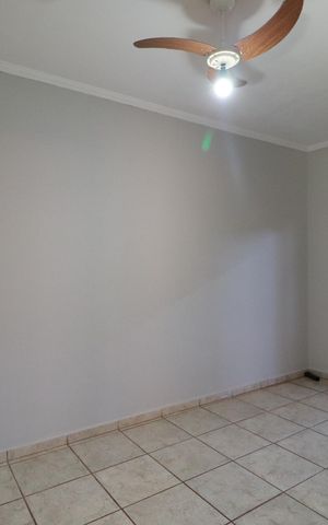 Casa para alugar com 150m², 2 quartos e 2 vagasSala